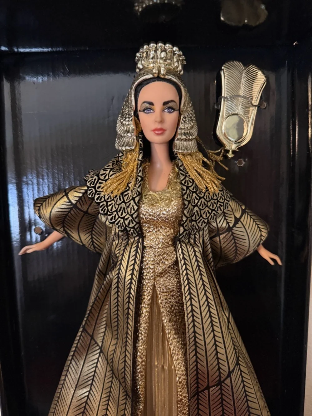 Elizabeth Taylor Cleopatra Collector Barbie Doll Vintage Limited Edition - Picture 10 of 12